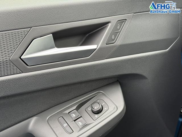 Neue Ford Grand Tourneo Titanium L2 7 Sitzer kaufen