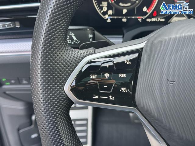 Gebraucht Volkswagen Touareg 3.0 V6 R-Line kaufen