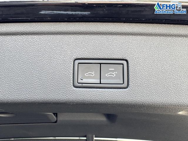 Gebraucht Volkswagen Touareg 3.0 V6 R-Line kaufen