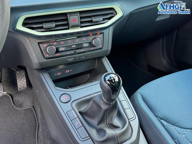 Seat Arona Style 1,0 TSI MO26 2ZoKlima ACC Kamera Sitzheizung Einparkhilfe Apple Car Play 5J Garantie 