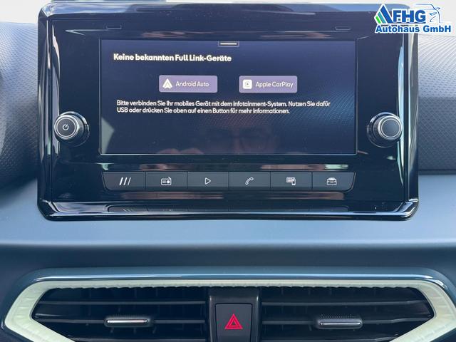 Seat Arona Style 1,0 TSI MO26 2ZoKlima ACC Kamera Sitzheizung Einparkhilfe Apple Car Play 5J Garantie 