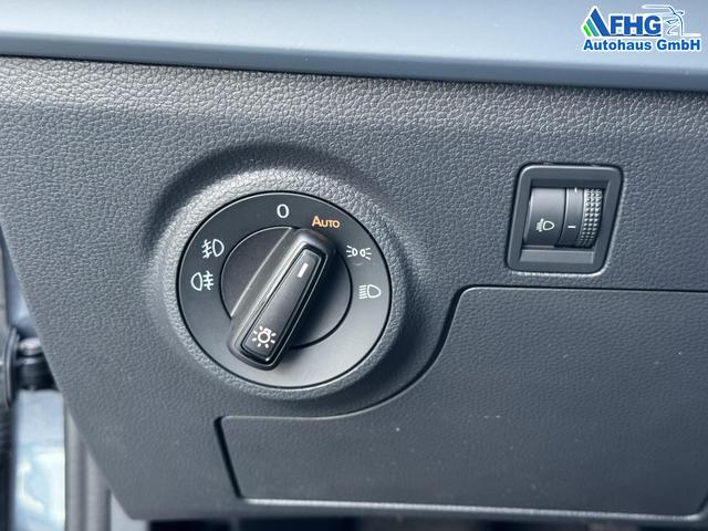 Seat Arona Style 1,0 TSI MO26 2ZoKlima ACC Kamera Sitzheizung Einparkhilfe Apple Car Play 5J Garantie 