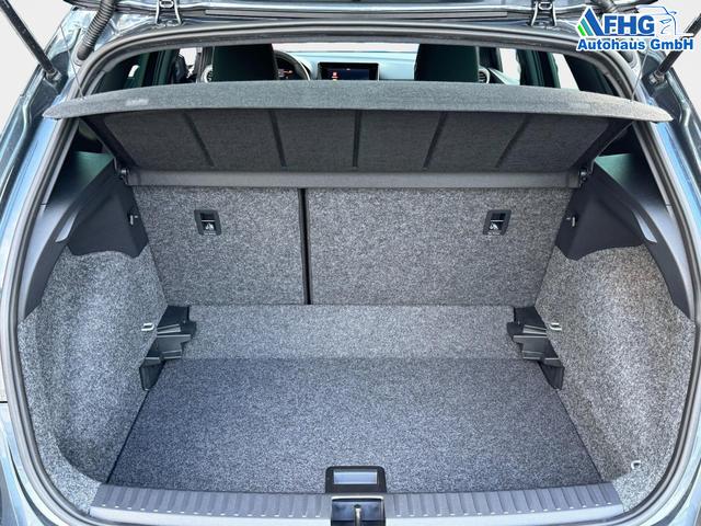 Seat Arona Style 1,0 TSI MO26 2ZoKlima ACC Kamera Sitzheizung Einparkhilfe Apple Car Play 5J Garantie 