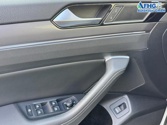 Gebraucht Volkswagen Passat 1.8 TSI DSG R-Line kaufen