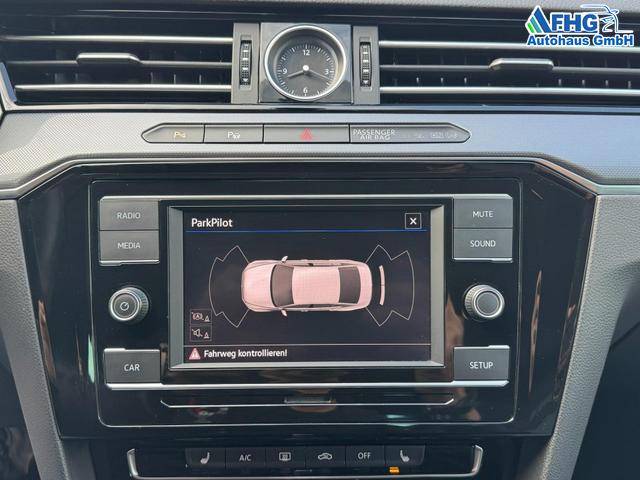Gebraucht Volkswagen Passat 1.8 TSI DSG R-Line kaufen