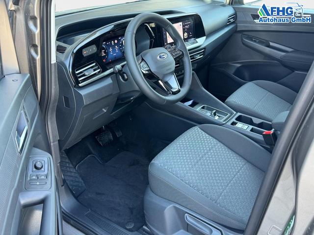 Ford Grand Tourneo Titanium