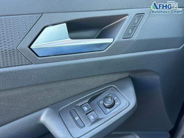 Ford Grand Tourneo Titanium