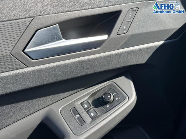 Reimport Ford Grand Tourneo Connect Titanium 1,5 L2 7 Sitzer kaufen