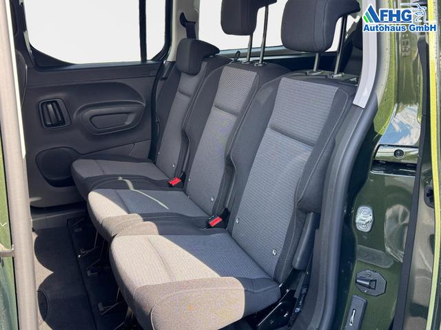 Toyota Proace City Verso 1,5 D-4D Family Automatik L2 7 Sitzer 2ZoKlima Einparkhilfe Apple Kamera 17 Zoll AluTempomat DAB 10 Display 