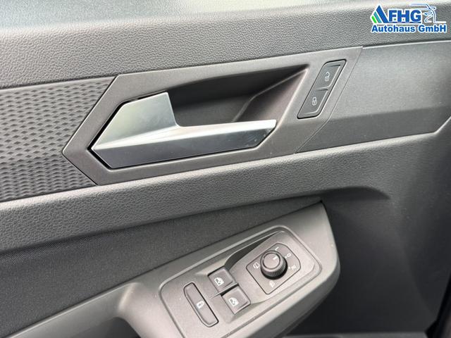 Ford Grand Tourneo Titanium 1,5 L2 7 Sitzer Klimaautomatik Anh&auml;ngerkupplung Sitzheizung Einparkhilfe Kamera 17 Zoll Leichtmetall ACC 