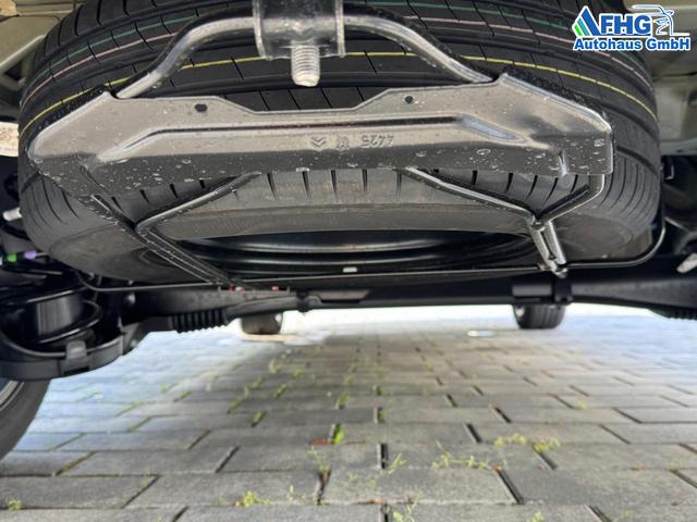 Toyota Proace City Verso 1,5 D-4D Family Automatik L2 7 Sitzer 2ZoKlima Einparkhilfe Apple Kamera 17 Zoll AluTempomat DAB 10 Display 
