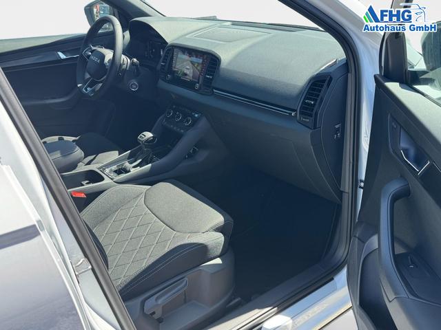 Skoda Karoq Sportline 1,5 TSI DSG 2ZKlima 4x Sitzheizung beheizte Frontscheibe Canton Totewinkel 5J Garantie 
