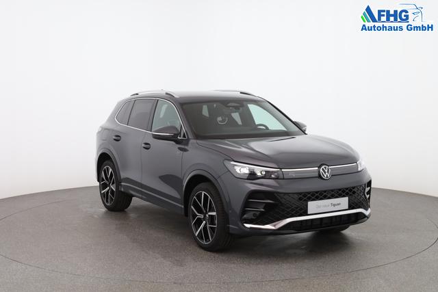 Volkswagen Tiguan Basis 1.5 eTSI (Mild-Hybrid) ACT 130PS DSG/AUTOMATIK, LED-Scheinwerfer, Parksensoren vo/hi, Rückfahrkamera, Digital Cockpit Pro, Radio Ready2Discover 12,9", Climatronic, M-Lederlenkrad, Dachreling 