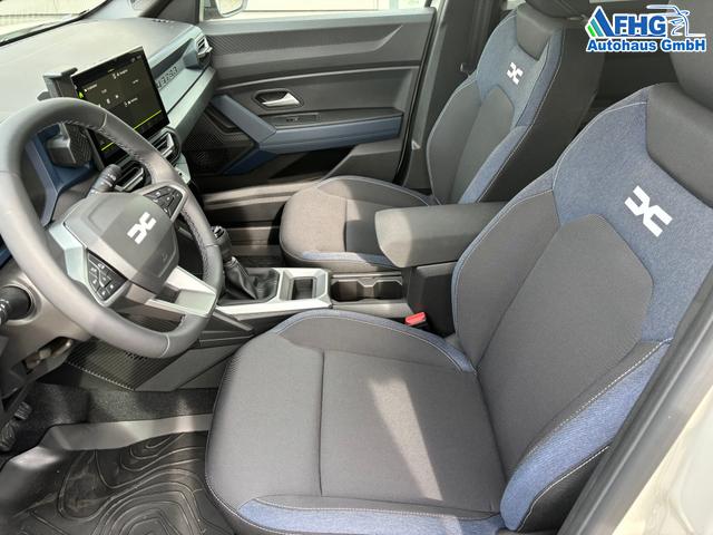 Dacia Duster Expression 1.2 hybrid-G 150 (BENZIN/LPG) Mild-Hybrid 4x4 (ALLRAD) AUTOMATIK, 17" Alufelgen "TERGAN", Klimaanlage, Rückfahrkamera, Parksensoren hinten, LED-Scheinwerfer, Radio Media 10" + Smartphone-Spiegelung, Armlehne, Dachreling, Tempomat 