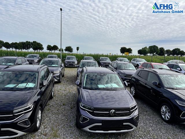 Volkswagen T-Cross LIFE 1.0 TSI 95PS, Wireless App-Connect, Side Assist, ACC/Tempomat, 16" Alu, Parksensoren vo/hi, LED-Scheinwerfer, Radio Composition 8", Klima, M-Lederlenkrad, Digitales Cockpit, Dachreling 