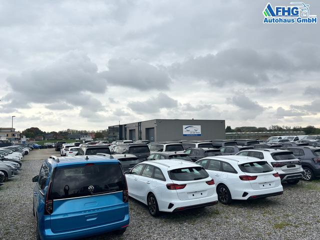 Skoda Scala Extra 1.0 TSI 95PS, 5 Jahre Garantie, 16" Alu, Parksensoren hinten, Rückfahrkamera, Sitzheizung, Climatronic, SunSet, Tempomat, Radio 8" + Smartlink, Full-LED-Scheinwerfer, NSW, Virtual Cockpit, Armlehne, M-Lederlenkrad, Easy Start 