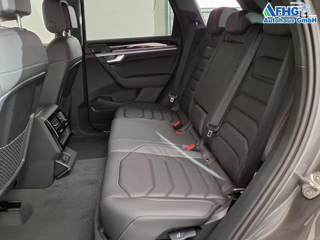 Volkswagen Touareg R-Line 3.0 TDI 8-Gang-Automatik 4MOTION 