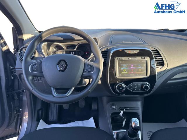 Renault / Captur / Grau / / / Limited0,9 Ltr. - 66 kW TCE Energy NAVI ALU KLIMAAUT