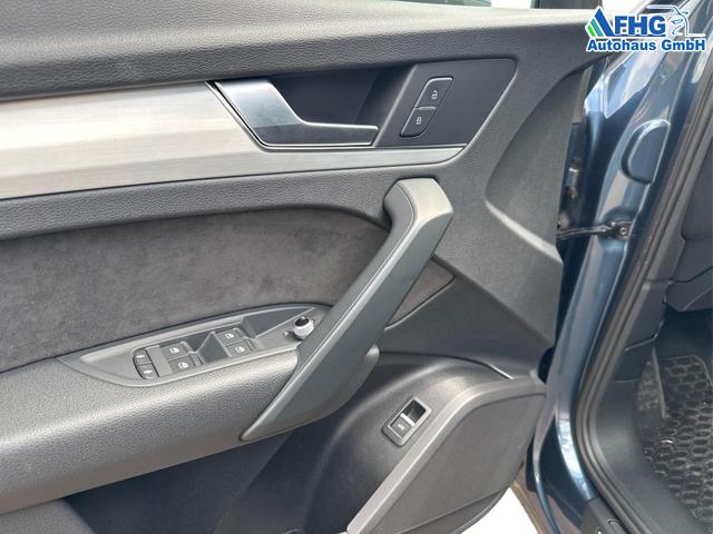 Audi / Q5 / Blau / / / Q5 3.0 TDI sport quattro