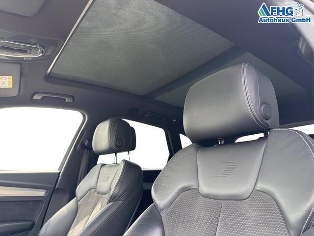 Audi / Q5 / Blau / / / Q5 3.0 TDI sport quattro