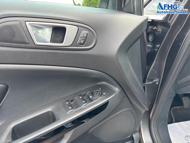 Ford / EcoSport / Grau / / / EcoSport 1.0 EcoBoost Titanium Start/Stopp