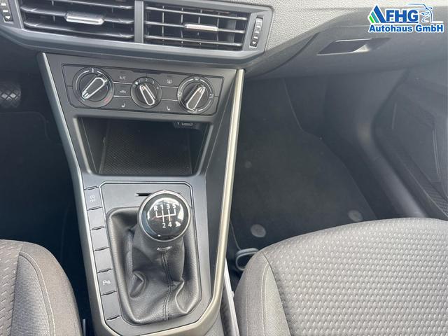 Volkswagen / Polo / Weiß / / / Polo 1.0 Comfortline