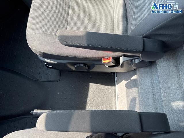Volkswagen / Transporter 6.1 Kastenwagen / Weiß / / / T6.1 2.0 TDI Kasten L1H1