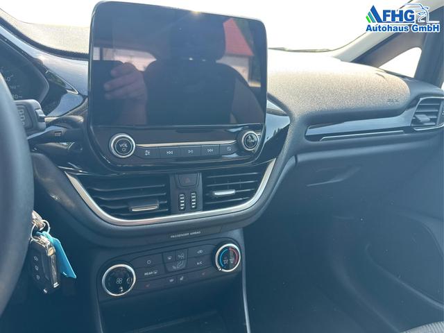 Ford / Fiesta / Weiß / / / Fiesta 1.0 EcoBoost Cool&Connect
