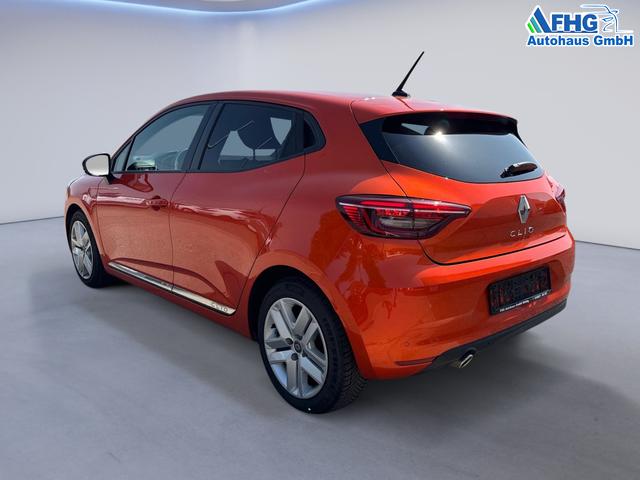 Renault / Clio / Orange / / / Clio V 1.0 TCe 90 Zen Ganzjahresbereifung