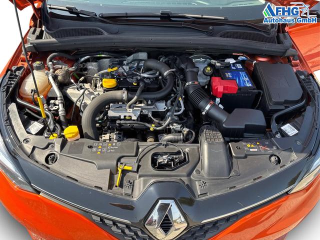 Renault / Clio / Orange / / / Clio V 1.0 TCe 90 Zen Ganzjahresbereifung