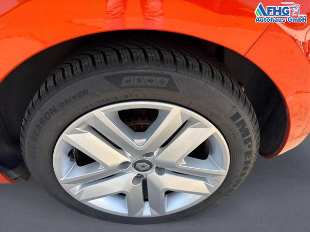 Renault / Clio / Orange / / / Clio V 1.0 TCe 90 Zen Ganzjahresbereifung