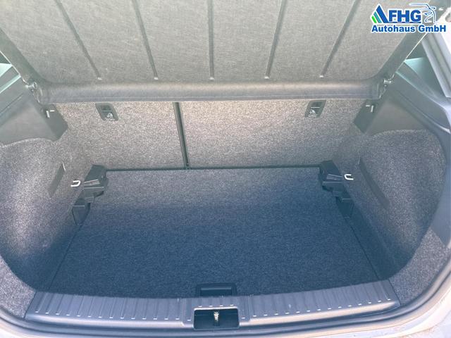 Seat / Ibiza / Weiß / / / Ibiza 1.0 TSI FR OPF