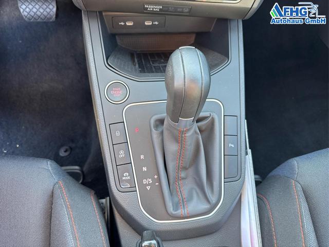 Seat / Ibiza / Weiß / / / Ibiza 1.0 TSI FR OPF