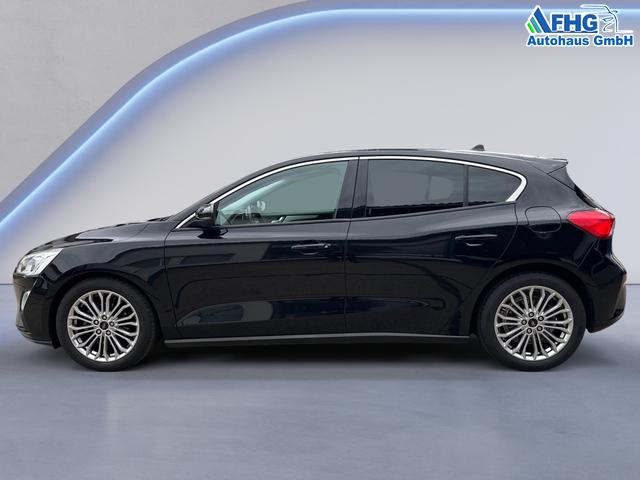 Ford / Focus / Schwarz / / / Focus 1.0 EcoBoost Cool&Connect S/S