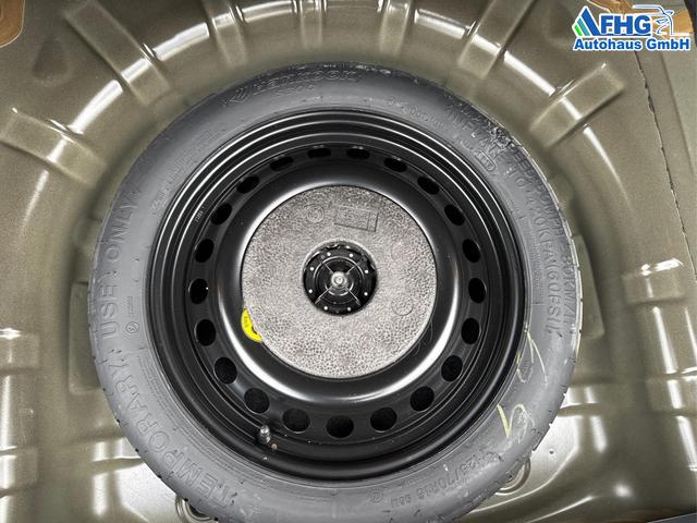 Ford / Focus / Schwarz / / / Focus 1.0 EcoBoost Cool&Connect S/S