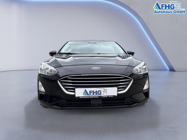 Ford / Focus / Schwarz / / / Focus 1.0 EcoBoost Cool&Connect S/S