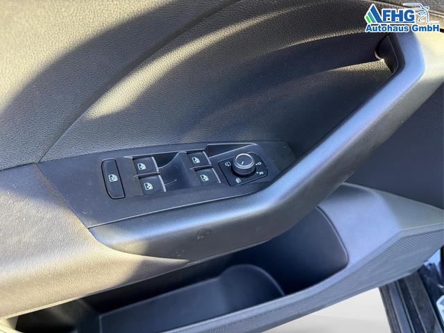 Volkswagen / T-Cross / Schwarz / / / T-Cross 1.0 TSI Life OPF