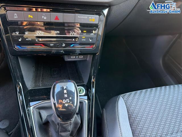 Volkswagen / T-Cross / Schwarz / / / T-Cross 1.0 TSI Life OPF