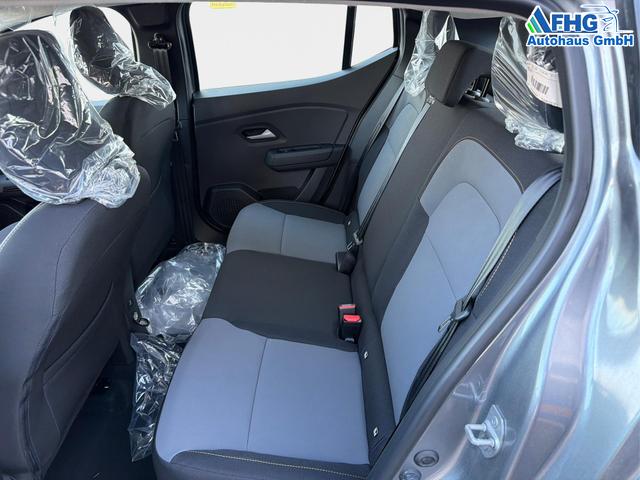 Dacia / Sandero / Grau / / / Sandero III 1.0 TCe 110 Stepway Extreme