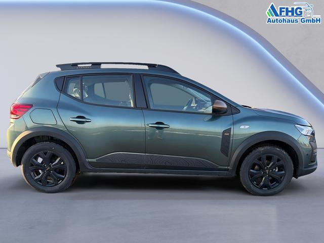 Dacia / Sandero / Grau / / / Sandero III 1.0 TCe 110 Stepway Extreme