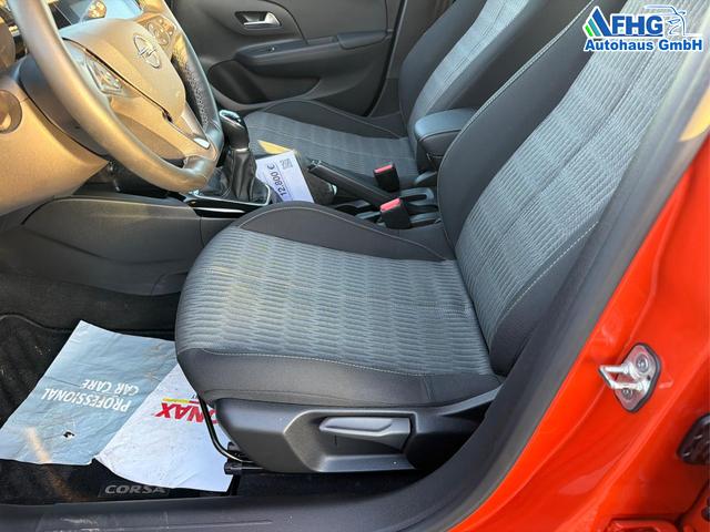 Opel / Corsa / Orange / / / Corsa F 1.2 Edition