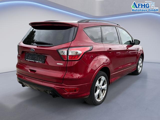Ford / Kuga / Rot / / / Kuga 1.5 EcoBoost ST-Line 4x2 Start/Stopp OPF