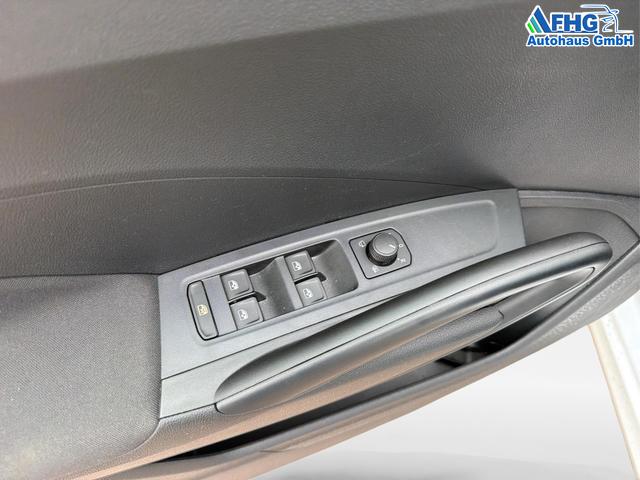 Skoda / Fabia / Wei&szlig; / / / Fabia 1.0 MPI Selection