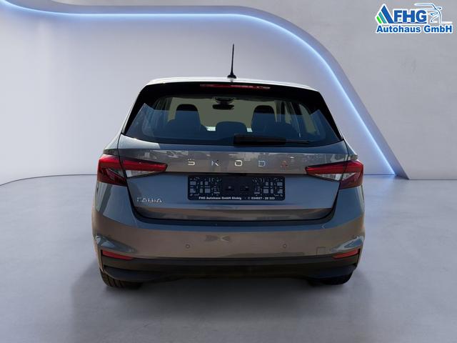 Skoda / Fabia / Grau / / / Fabia 1.0 TSI Selection OPF