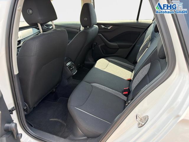 Skoda / Kamiq / Wei&szlig; / / / Kamiq 1.0 TSI Active OPF