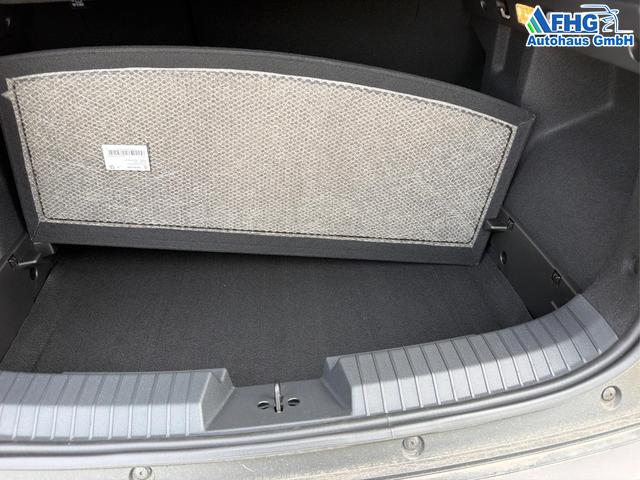 Dacia / Duster / Grau / / / Duster III 1.2 Mild-Hybrid 140 Journey
