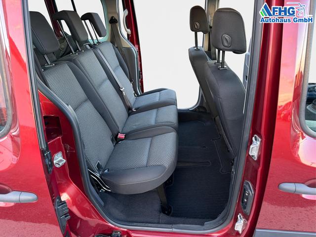 Mercedes-Benz / Citan / Rot / / / 111 CDI Extralang Tourer Edition Euro 6