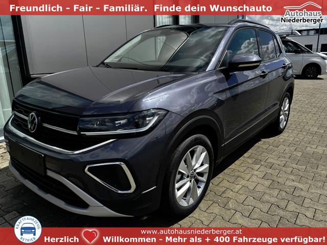 Volkswagen T-Cross - LIFE 1.0 TSI 115PS DSG/AUTOMATIK, Rauch-Grau-Metallic, Parksensoren v/h, Rückfahrkamera, Privacy-Glas, Sitzheizung, Climatronic, IQ LIGHT MATRIX-LED, Radio Ready2Discover+Wireless App-Connect, 17" Alu, KEYLESS, Lendenwirbelstütze, M-Lederlenkrad, Dachreling