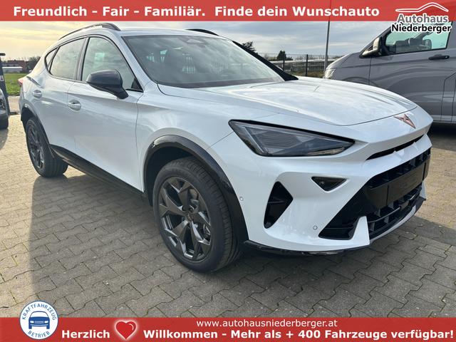 Cupra Formentor - Basis 2.0 TSI 204PS DSG 4DRIVE (ALLRAD), 5 Jahre Garantie, 18" Alufelgen, Voll-LED-Scheinwerfer, 3Z-Climatronic, ACC/Tempomat, Digitales Cockpit, Full Link, Parksensoren v/h, Privacy-Glas, Multifunktions-Lederlenkrad, LED-Nebelscheinwerfer, Dachreling