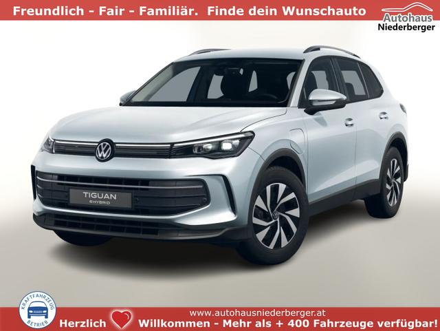 Volkswagen Tiguan - eHybrid 204 LED+ eHK ParkA ACC SHZ 5J.Gar
